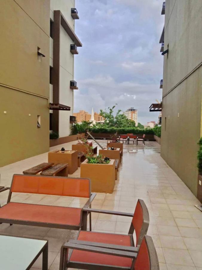 Grand Residences Studio Unit - Walking Distance To It Park Cebu Eksteriør bilde